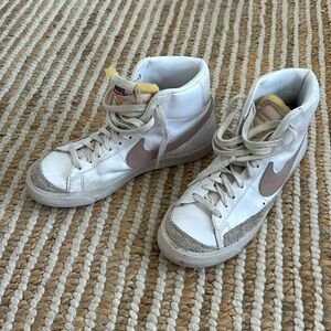 Nike Blazers women’s size 7.5